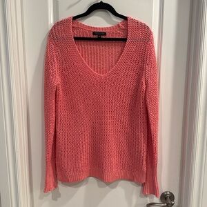 🌸Banana Republic- V Neck Linen Shaker Sweater🌸